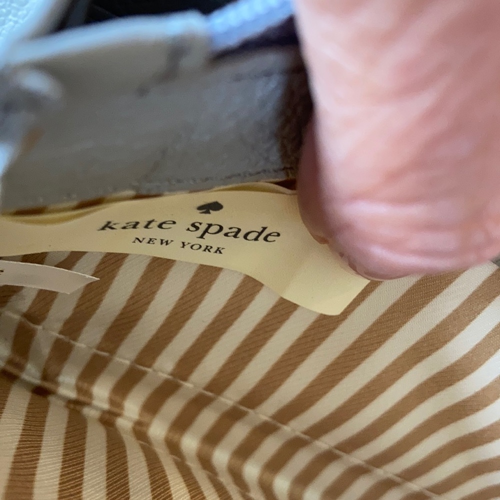 Kate Spade Leather Wallet - Picture 8 of 14